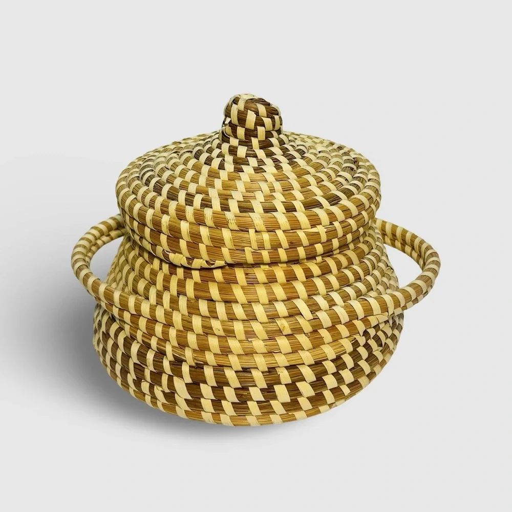 Vintage Charleston Gullah Sweetgrass Lidded Basket Handles Attached Lid 6.5x9in‎
